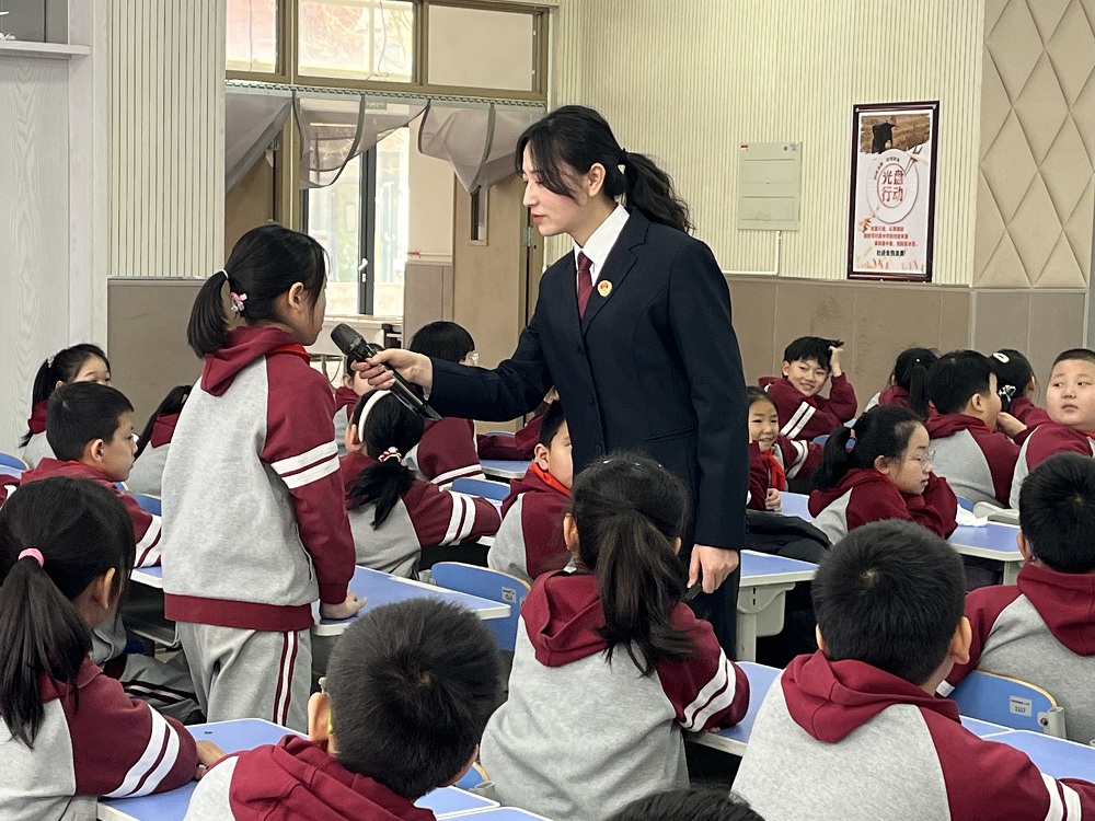 武清区检察院开展形式多样校园法治宣讲活动